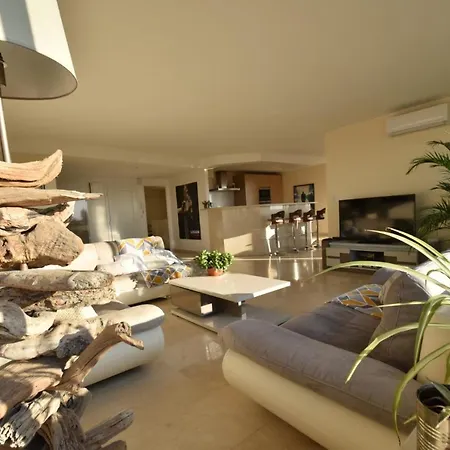 Apartment De Standing Penthouse 137m2 - Terrasse Panoramique 66 M2 *